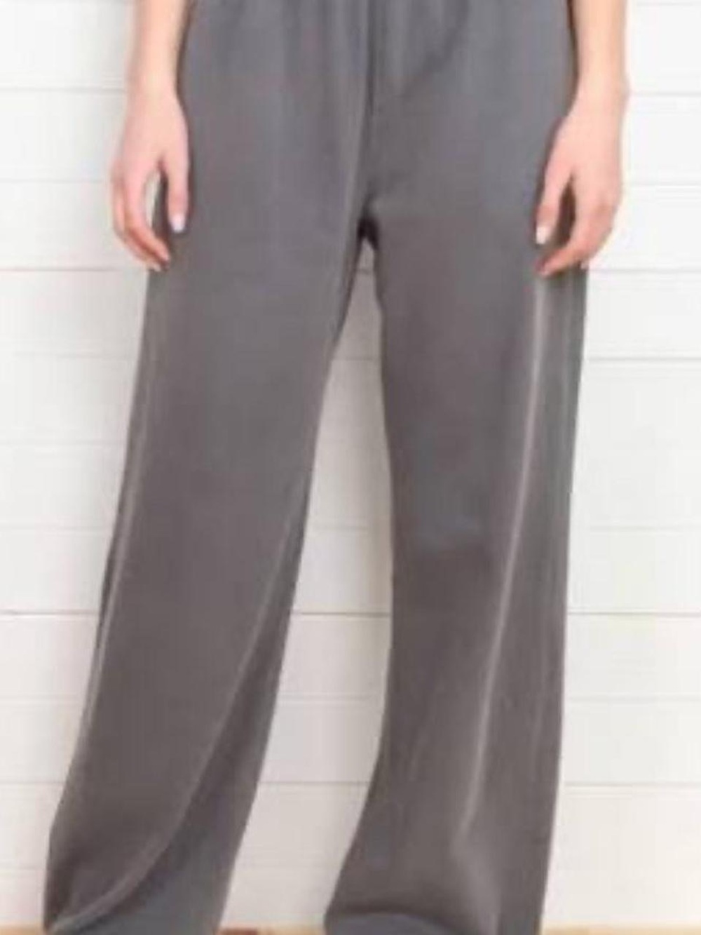 Brandy Melville Wide-Leg Pants in Gray
